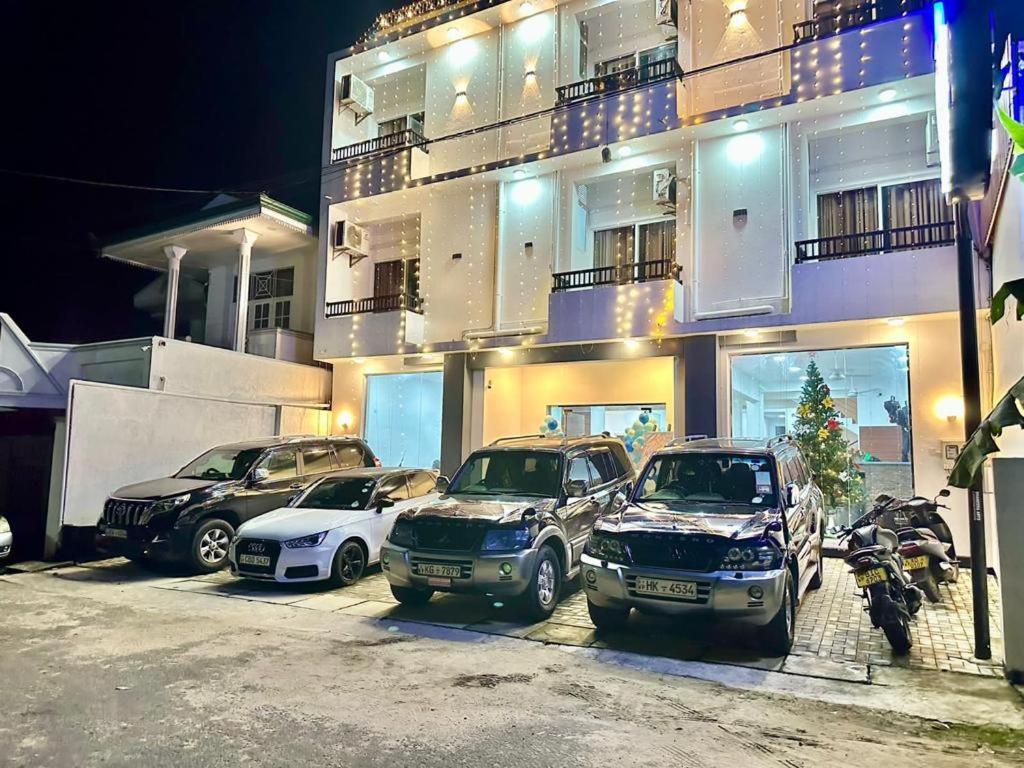 Lucky Transit Hotel - Katunayake Airport Kültér fotó