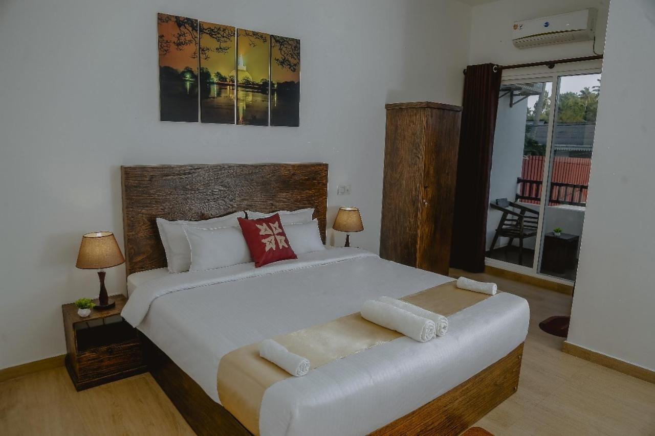 Lucky Transit Hotel - Katunayake Airport Kültér fotó