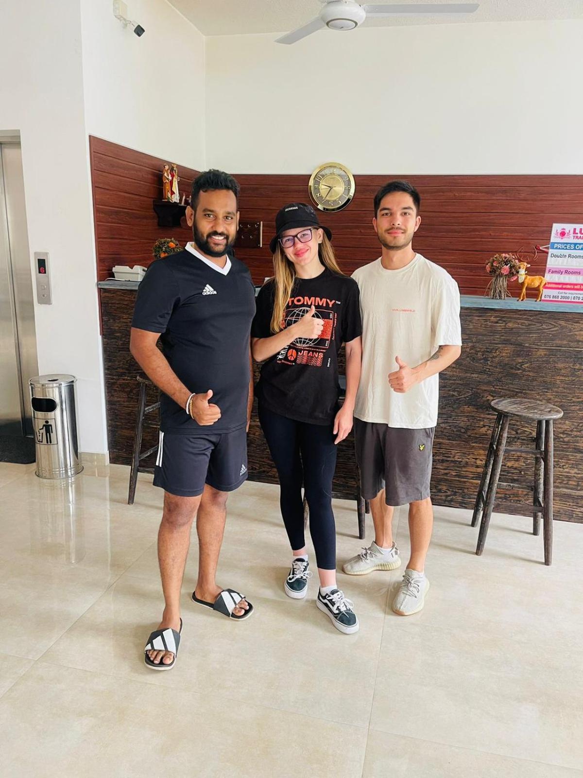 Lucky Transit Hotel - Katunayake Airport Kültér fotó